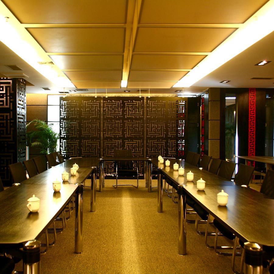 Xinjiang Yema International Clubhouse Hotel Urumqi Ngoại thất bức ảnh