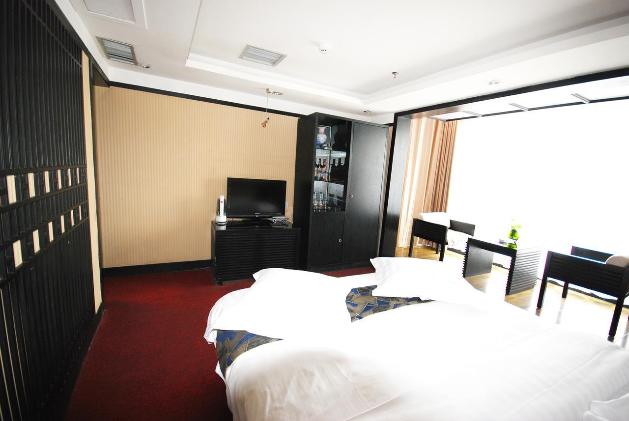 Xinjiang Yema International Clubhouse Hotel Urumqi Ngoại thất bức ảnh