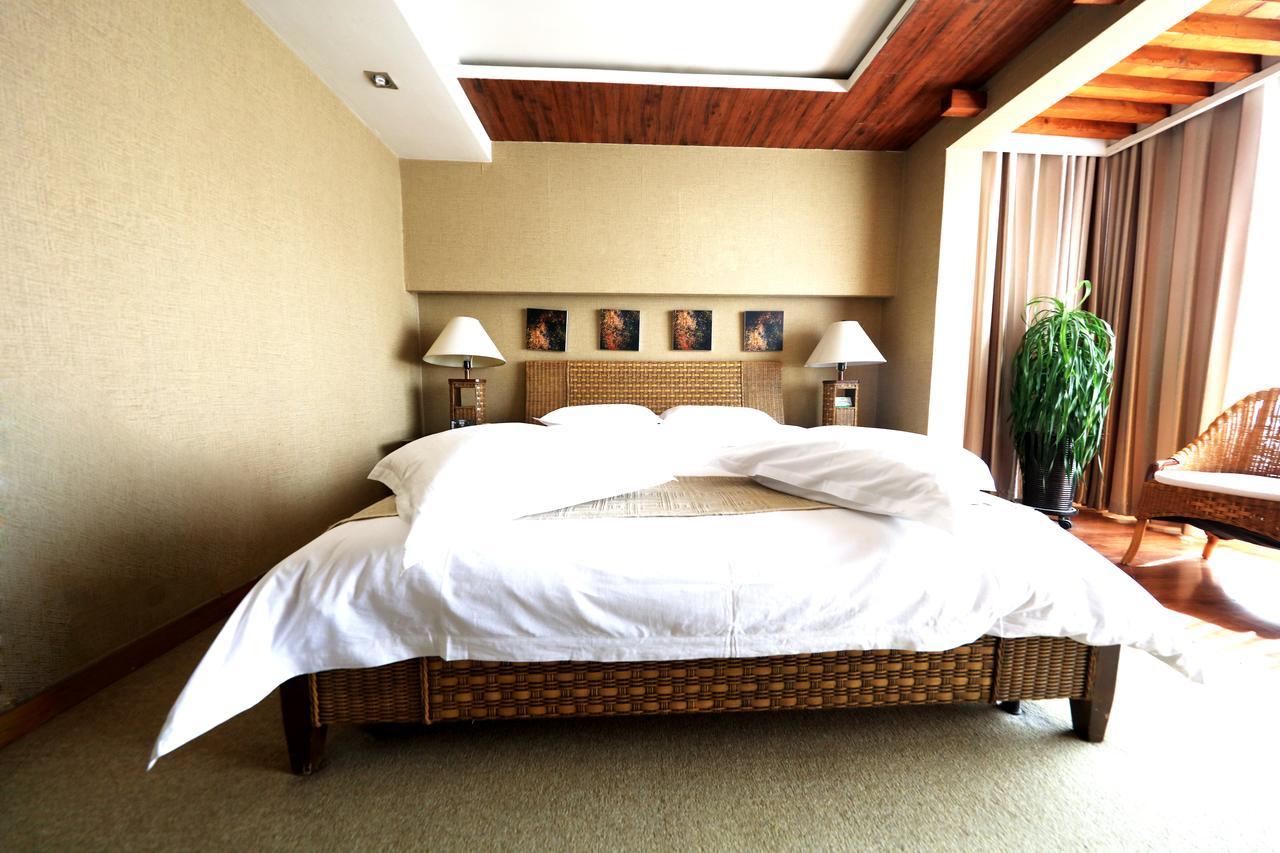 Xinjiang Yema International Clubhouse Hotel Urumqi Ngoại thất bức ảnh